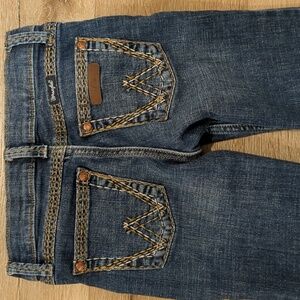 Wrangler Girls Size 8 Flare Blue Jeans With Embroidered Pockets